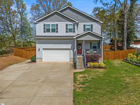 117 N River Hills Dr, Spartanburg, SC 29303