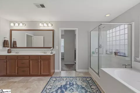 Entry Way - 258 E Pyrenees Dr, Lyman, SC 29365 photo 5 of 6