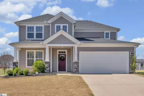 565 Fenwick Dr, Woodruff, SC 29388