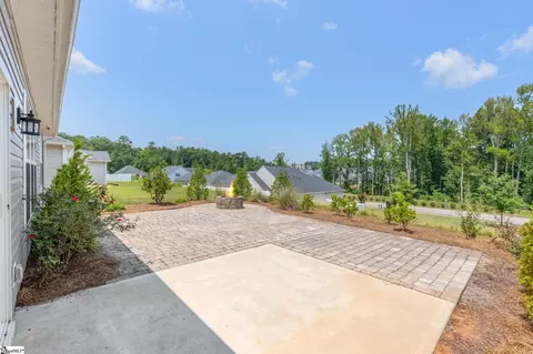 Exterior - 502 Clairbrook Ct, Greer, SC 29651 photo 4 of 7
