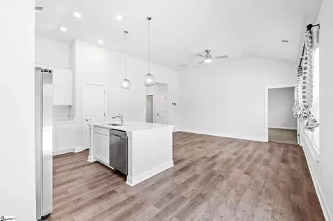 Living - 502 Clairbrook Ct, Greer, SC 29651 photo 4 of 4