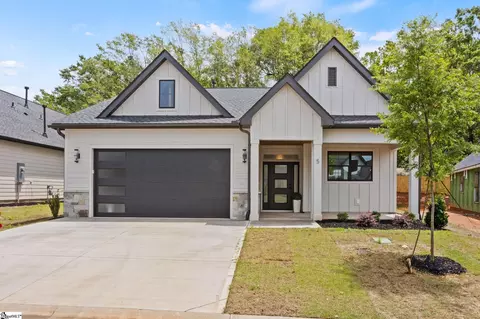 5 Mercy Dr, Greenville, SC 29607
