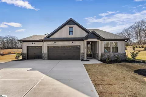 100 Saratoga Oaks St, Williamston, SC 29697