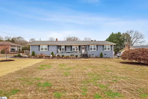 502 Rampey St, Easley, SC 29640