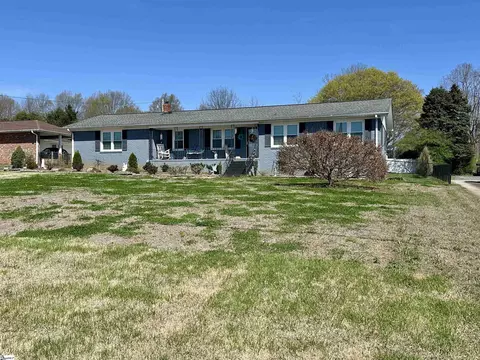 502 Rampey St, Easley, SC 29640