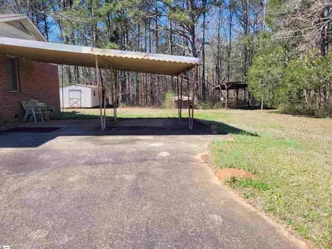 Exterior - 901 Abercrombie Rd, Honea Path, SC 29654 photo 3 of 8
