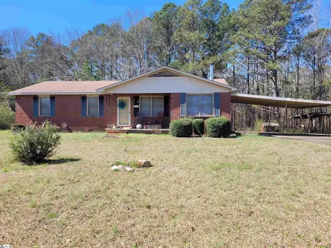 901 Abercrombie Rd, Honea Path, SC 29654