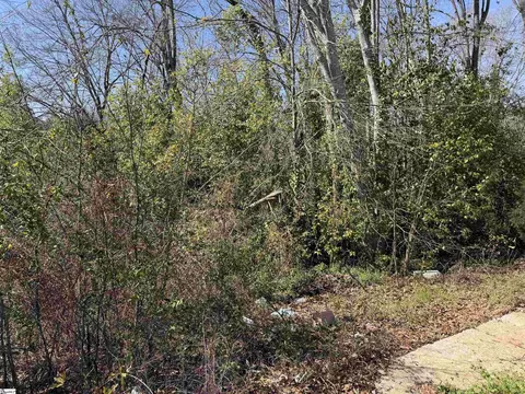9 Allen St, Enoree, SC 29355 photo 2