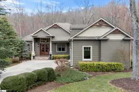6 Goldeneye Ct, Landrum, SC 29356