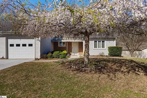 213 Creek Forest Dr, Greenville, SC 29615