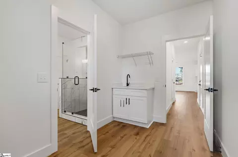 Entry Way - 211 Endless Dr, Greer, SC 29651 photo 6 of 7