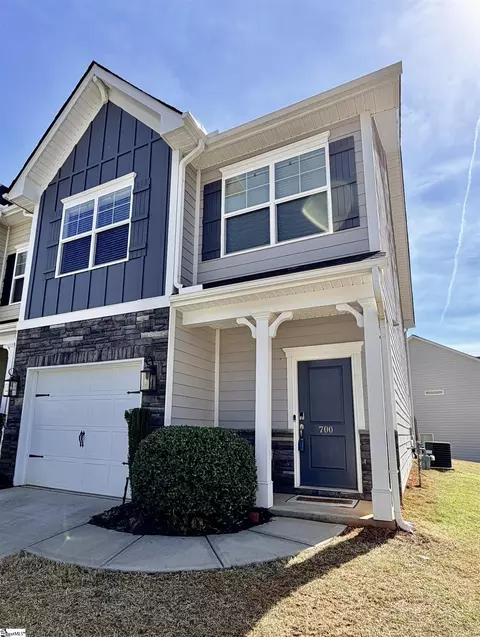 700 Wintergarden Pl, Simpsonville, SC 29680