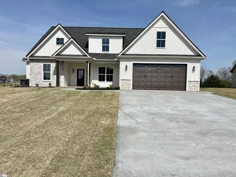 347 Terra Plains Dr, Greer, SC 29651