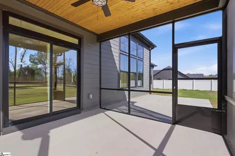 Exterior - 1165 Goodjoin Rd, Campobello, SC 29322 photo 4 of 8