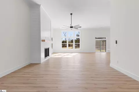 Living - 1165 Goodjoin Rd, Campobello, SC 29322 photo 3 of 6