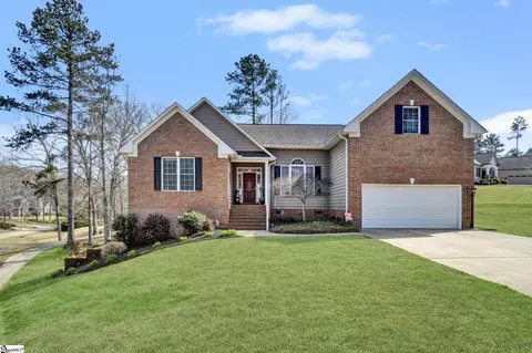 5 Laurelcrest Ln, Travelers Rest, SC 29690