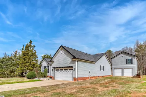 Exterior - 15 Chickadee Dr, Pelzer, SC 29669 photo 14 of 14