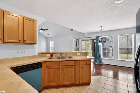 Kitchen - 15 Chickadee Dr, Pelzer, SC 29669 photo 1 of 3