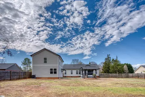 Exterior - 15 Chickadee Dr, Pelzer, SC 29669 photo 10 of 14