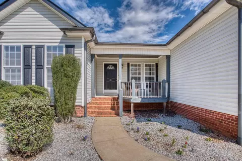Exterior - 15 Chickadee Dr, Pelzer, SC 29669 photo 2 of 14