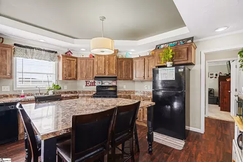 Kitchen - 524 Garren Rd, Easley, SC 29640 photo 3 of 3