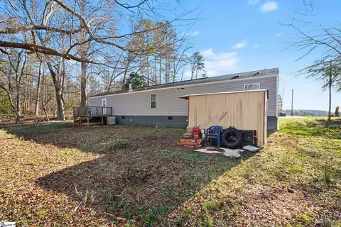 Exterior - 524 Garren Rd, Easley, SC 29640 photo 3 of 8