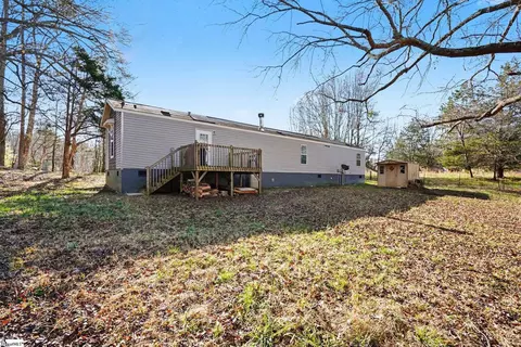 Exterior - 524 Garren Rd, Easley, SC 29640 photo 5 of 8