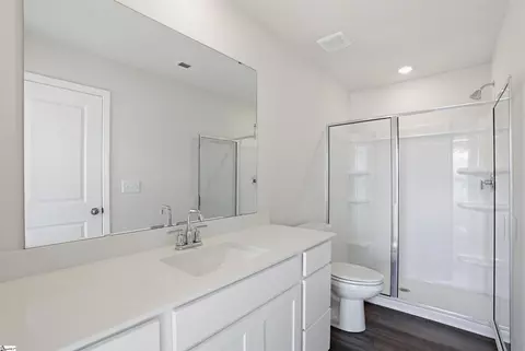Bath - 1370 Cattleman Acres Dr, Inman, SC 29349 photo 1 of 1
