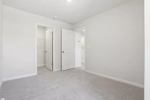 Bedroom - 1370 Cattleman Acres Dr, Inman, SC 29349 photo 2 of 6