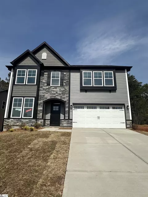 323 E Pyrenees Dr #LOT 141, Wellford, SC 29385