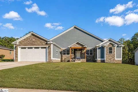 303 Regency Cir, Anderson, SC 29625