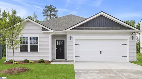 1232 Saginaw Ct, Woodruff, SC 29388
