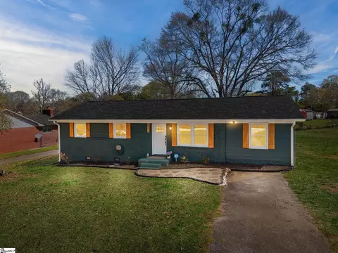 2243 Cannons Campground Rd, Spartanburg, SC 29307