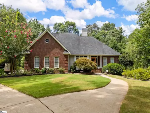 322 Oleander Ln, Spartanburg, SC 29303