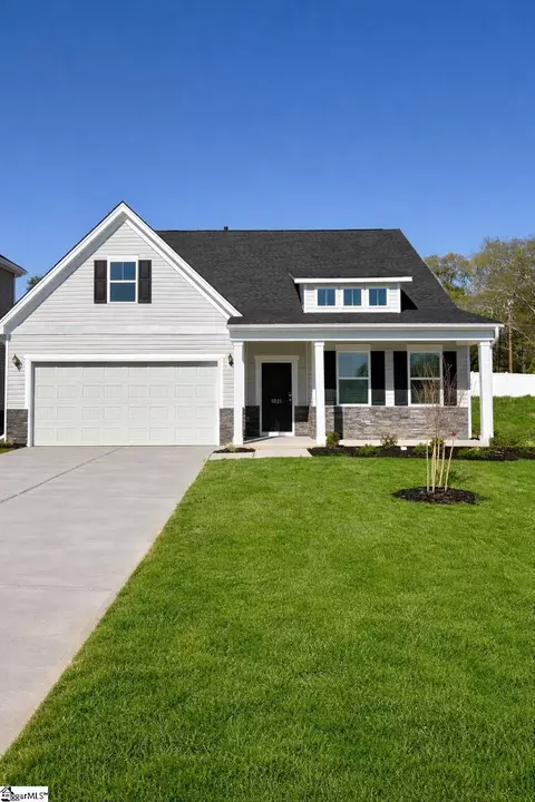 1021 Skidaway Dr, Spartanburg, SC 29303