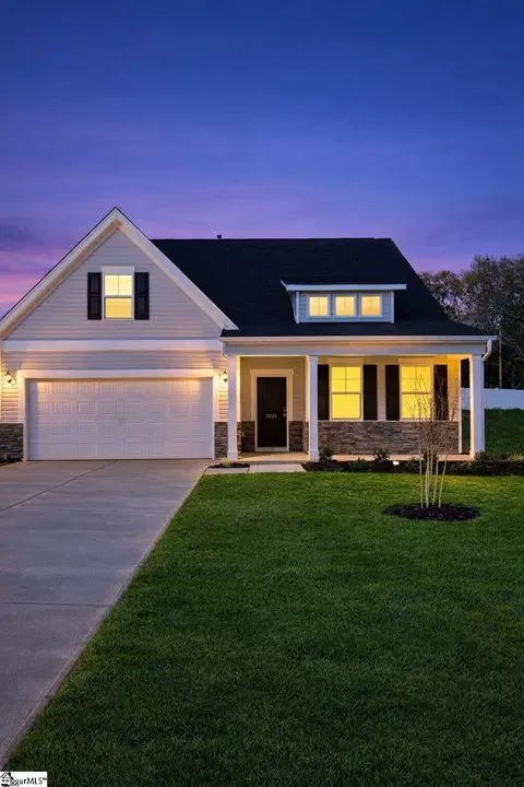 1021 Skidaway Dr, Spartanburg, SC 29303