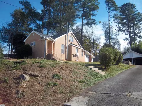 108 E B Ave, Easley, SC 29640