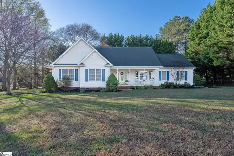 8 Pearle Brook Ln, Taylors, SC 29687