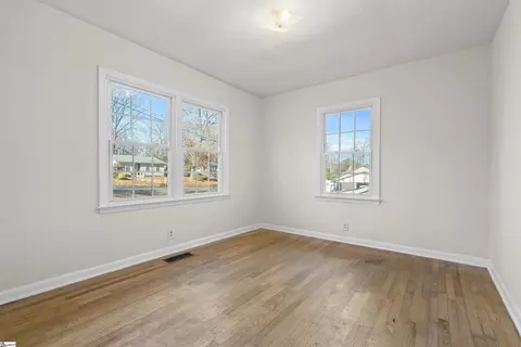 Bedroom - 115 Cooley St, Duncan, SC 29334 photo 2 of 4