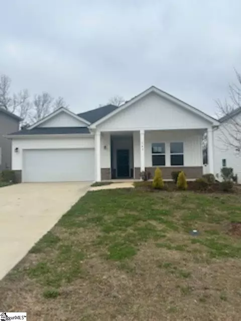 145 Vickery Rd, Woodruff, SC 29388