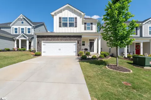 15 Tyrian Dr, Greenville, SC 29607