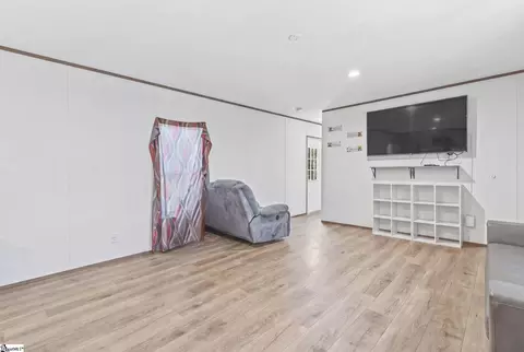110 Hideaway Dr, Sunset, SC 29685 photo 5