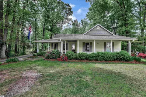 126 Coachman Dr, Anderson, SC 29625