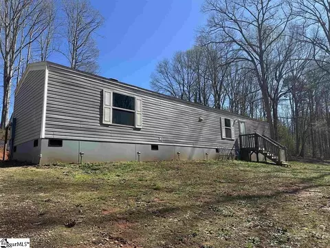 215 Jordan Dr, Travelers Rest, SC 29690