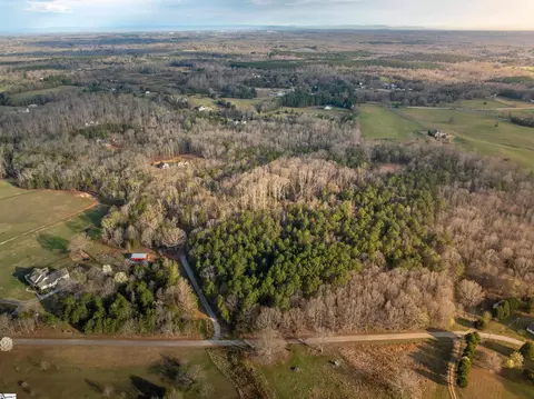 119 Arnold Rd, Pelzer, SC 29669 photo 3
