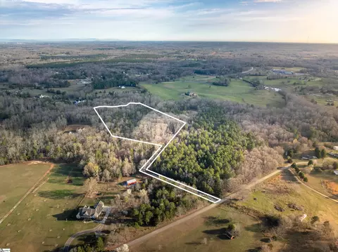 119 Arnold Rd, Pelzer, SC 29669