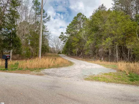 119 Arnold Rd, Pelzer, SC 29669 photo 15