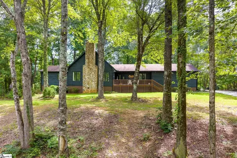 130 Dogwood Ter, Marietta, SC 29661