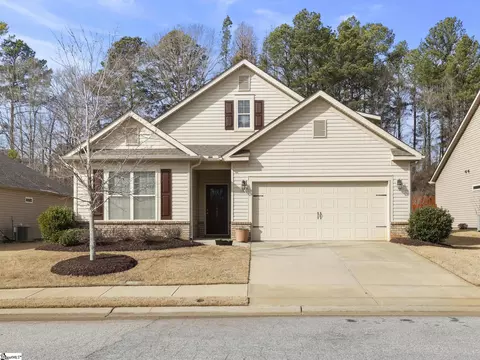965 Deepwood Ct, Boiling Springs, SC 29316