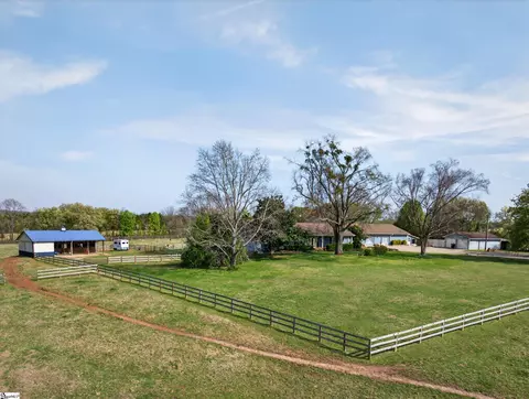 341 Ridings Rd, Chesnee, SC 29323